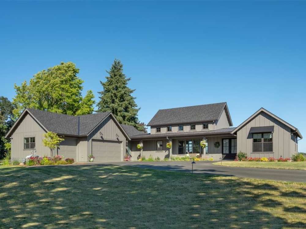 Modern Farmhouse Plan, 034H-0498