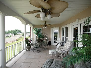 Covered Porch Photo, 036H-0058