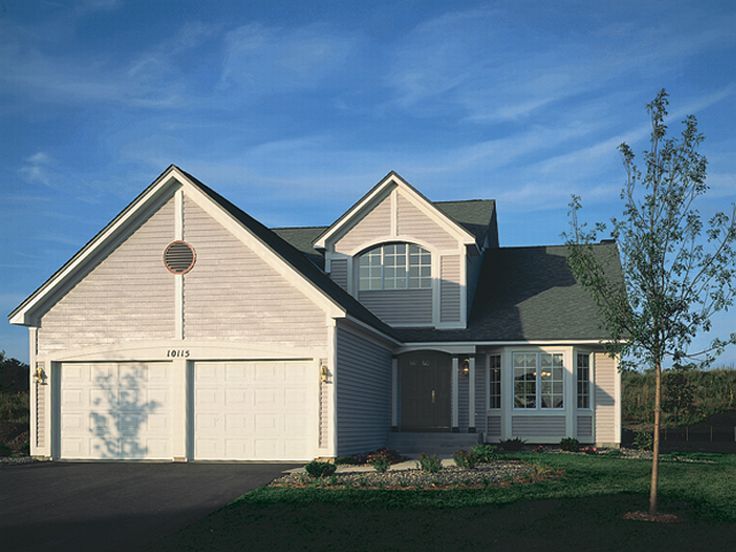 Two-Story House Plan, 022H-0060