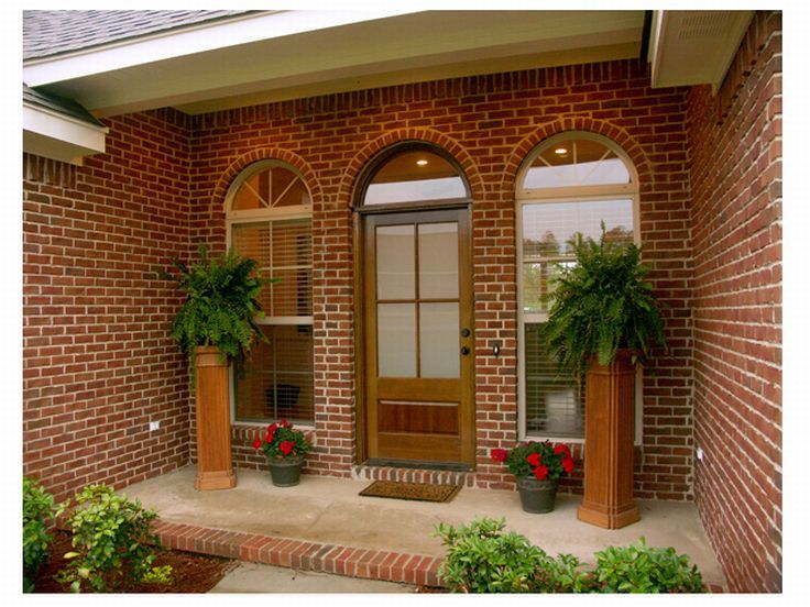 Front Entry, 001H-0068